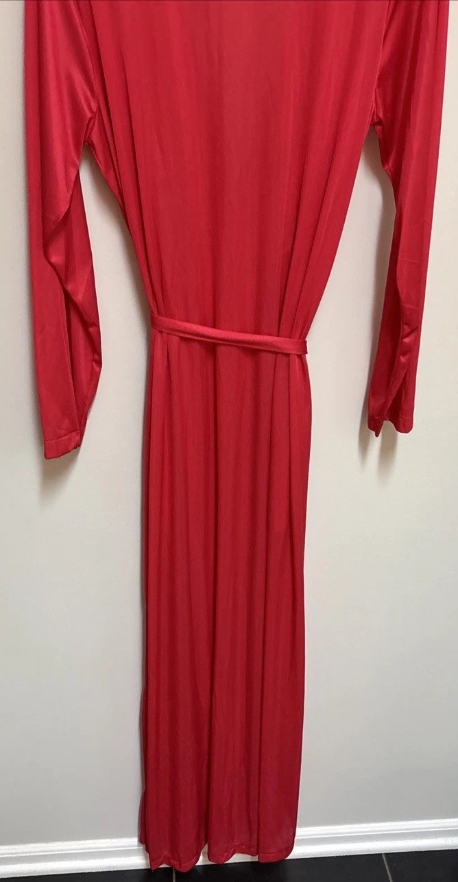 Flaw Vtg Soft Moments Peignoir Set NIGHTGOWN & ROBE Red Embroidered Trim Small