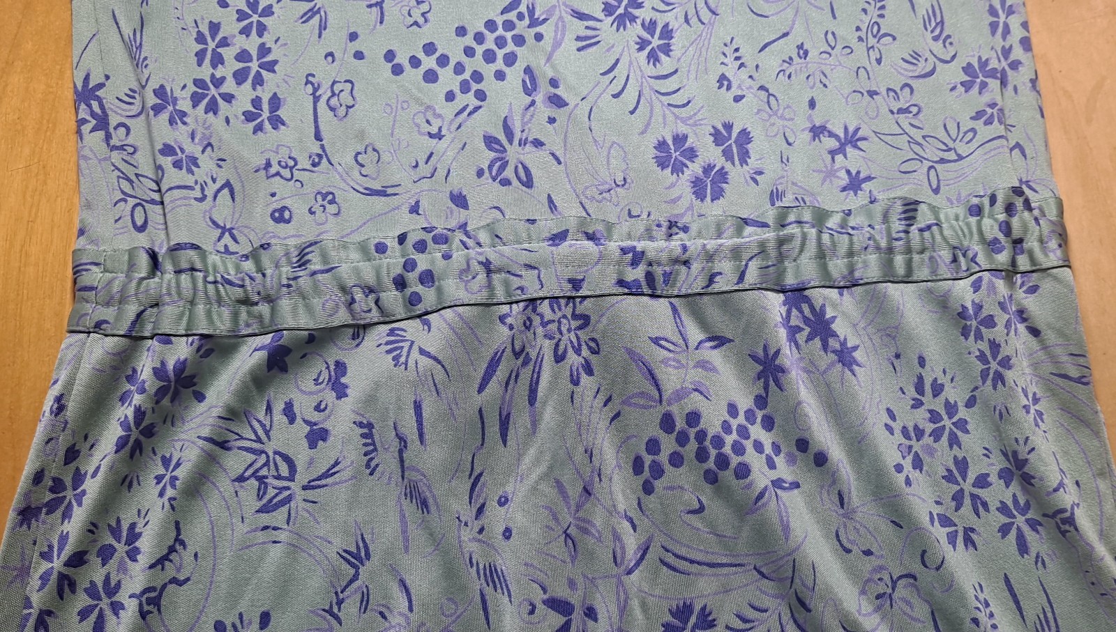 Vtg 80s Flora Kung Silk Jersey Mint Green/Purple Floral Print Sheath Dress 4/ XS
