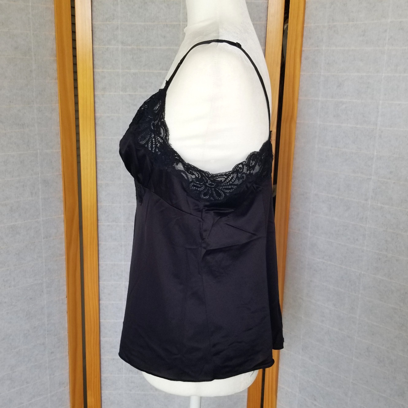 Vintage Shadowline Camisole Slip Top Black Lace Trim Sz 36 Made in USA EUC
