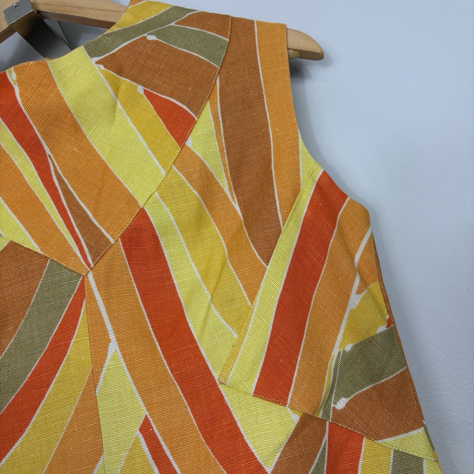 Vtg 60s Mod Sleeveless Shift Dress Psychedelic Abstract Geometric Colorful