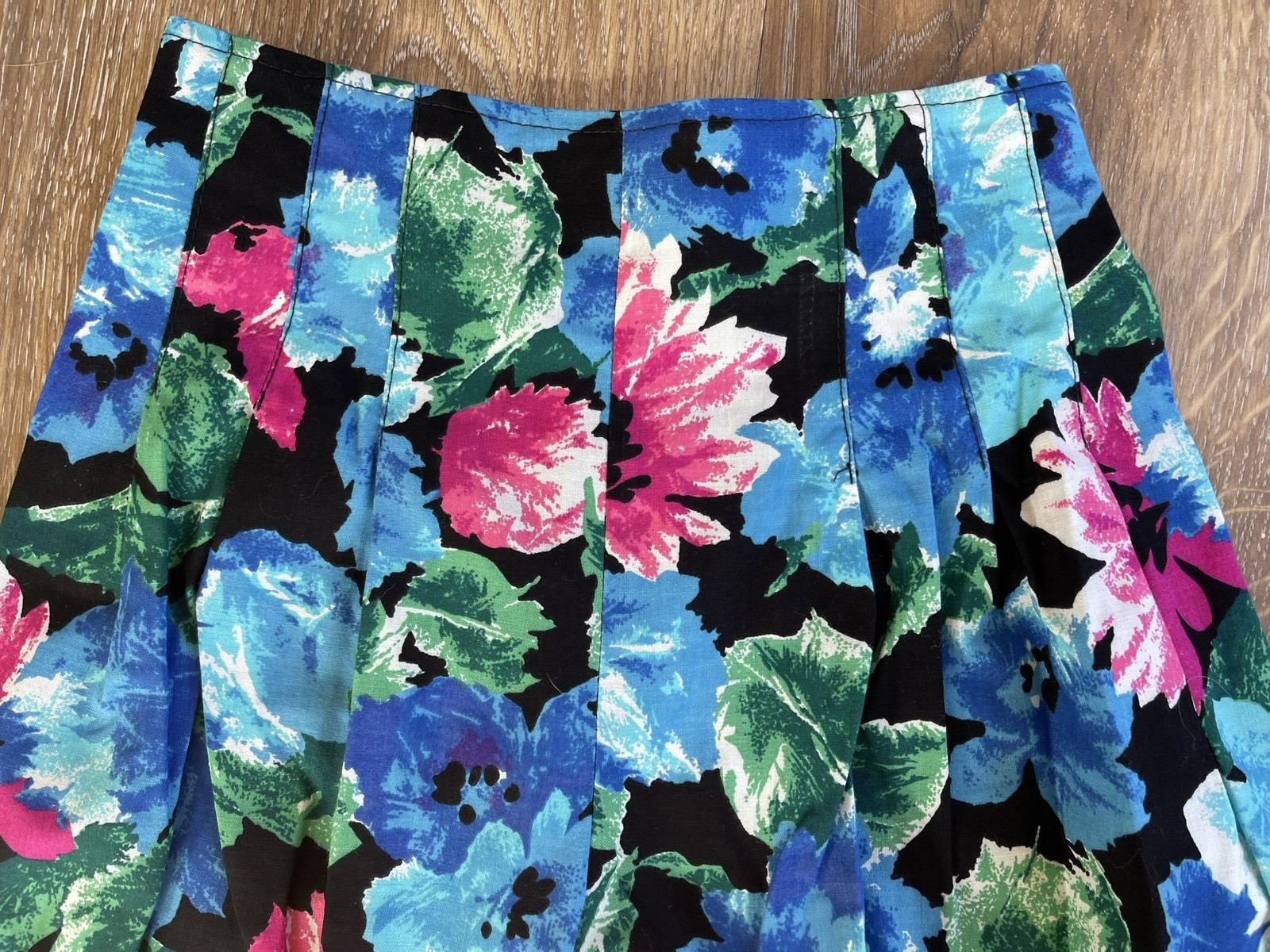 Vintage Byer California Women Top and Shorts Floral Set Black Blue Pink S & M