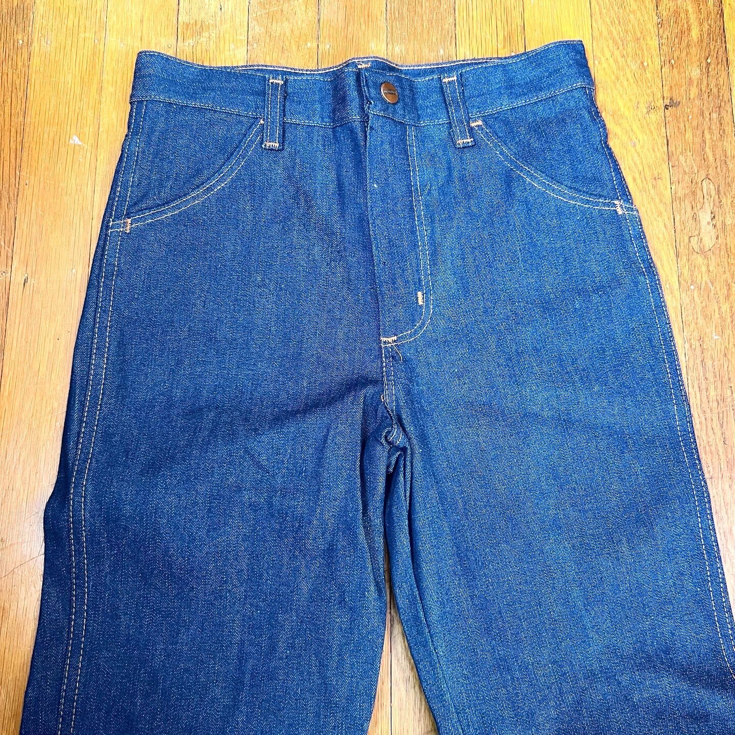 DEADSTOCK MAVERICK 1970’s 70s Vintage Dark Denim Orange Stitch Vintage Jeans 27w