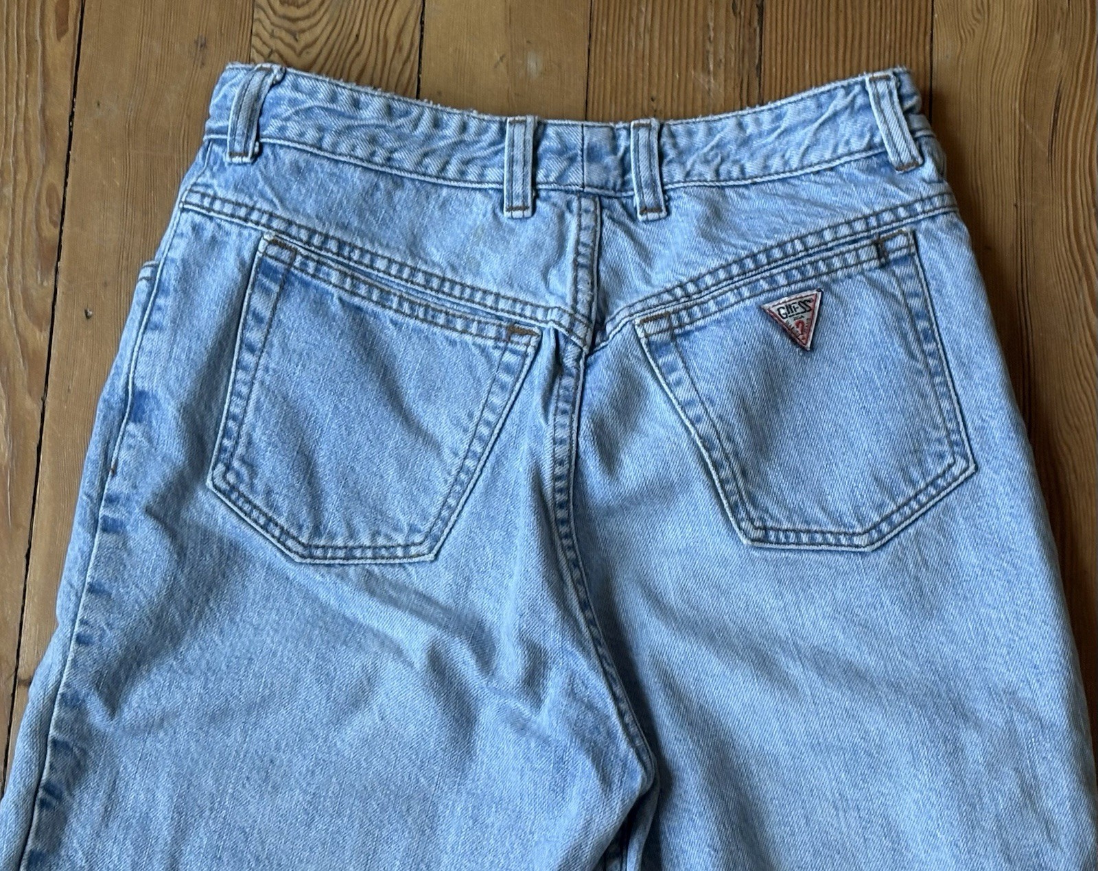 Late 80s Early 90s Guess Jeans Style 13015 Marciano Size 32, Measure 28 X 26