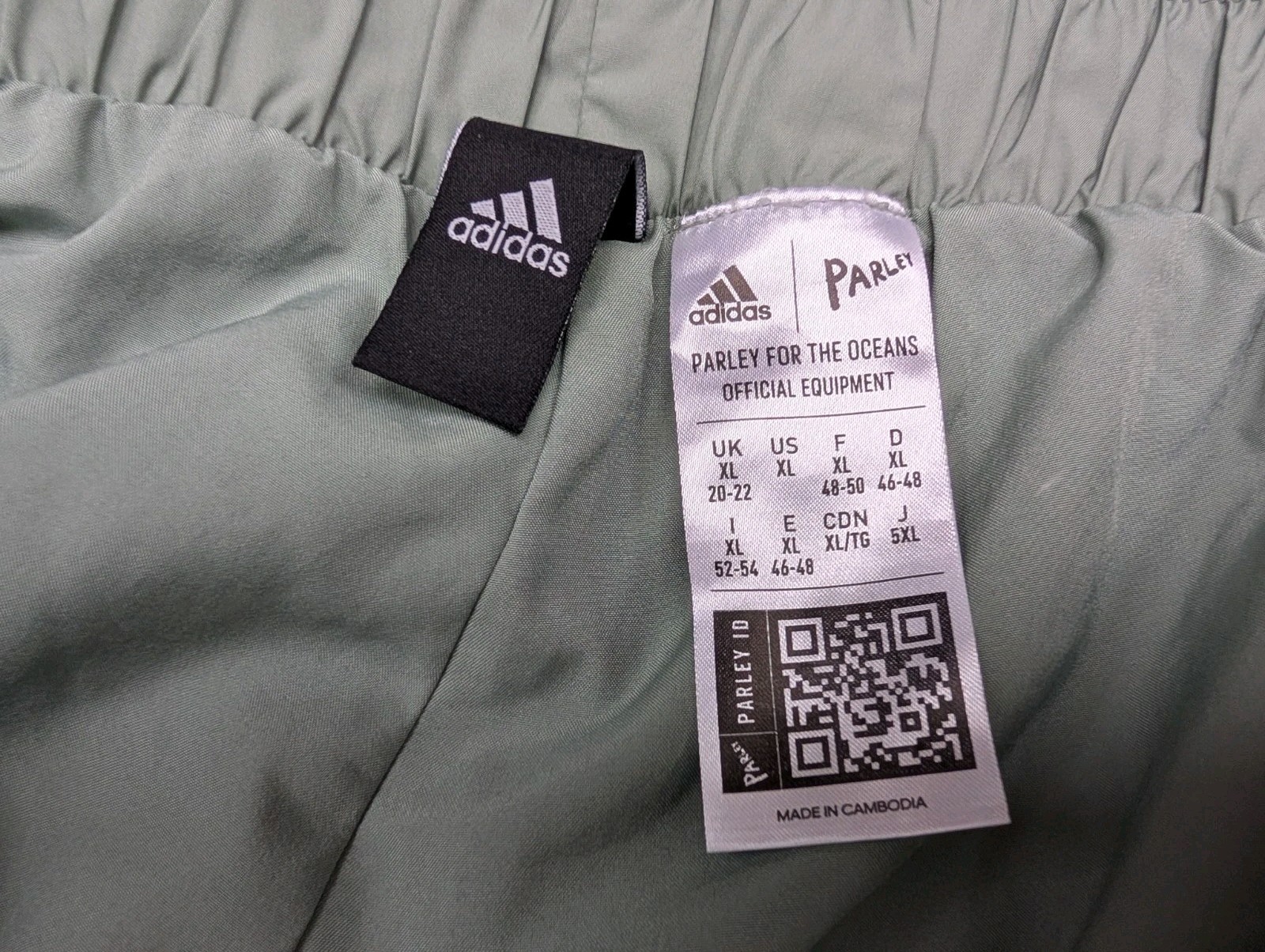 Adidas Parley Shorts XL Green Sports Yoga Casual Gym Running Hiking Outdoor