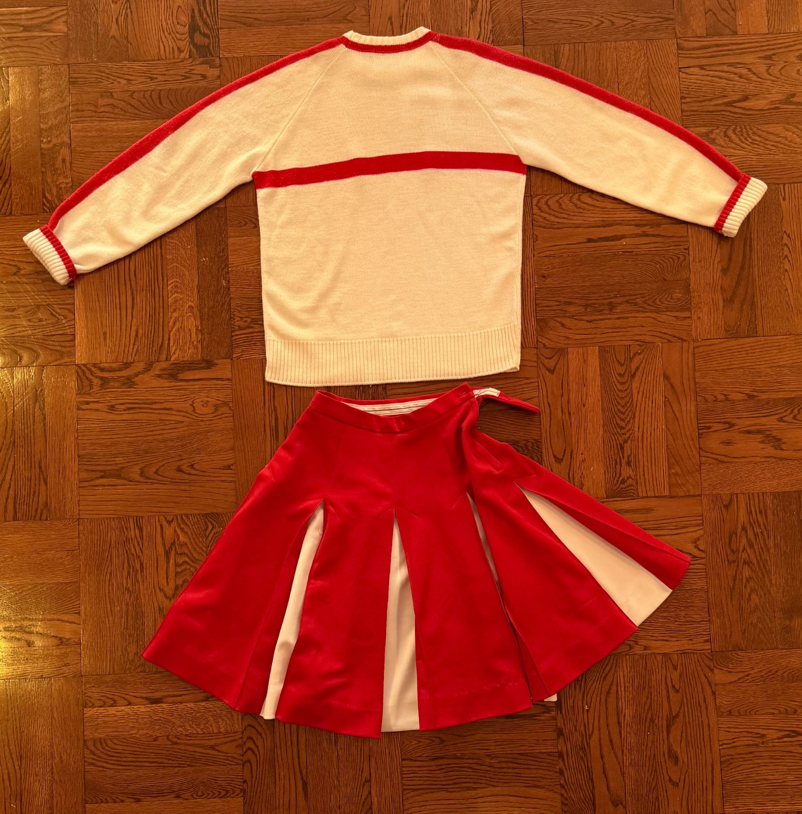 Vtg Cheerleader Set, Enjoy Coca Cola embroidery, Sweater & Pleated Skirt M, Cool