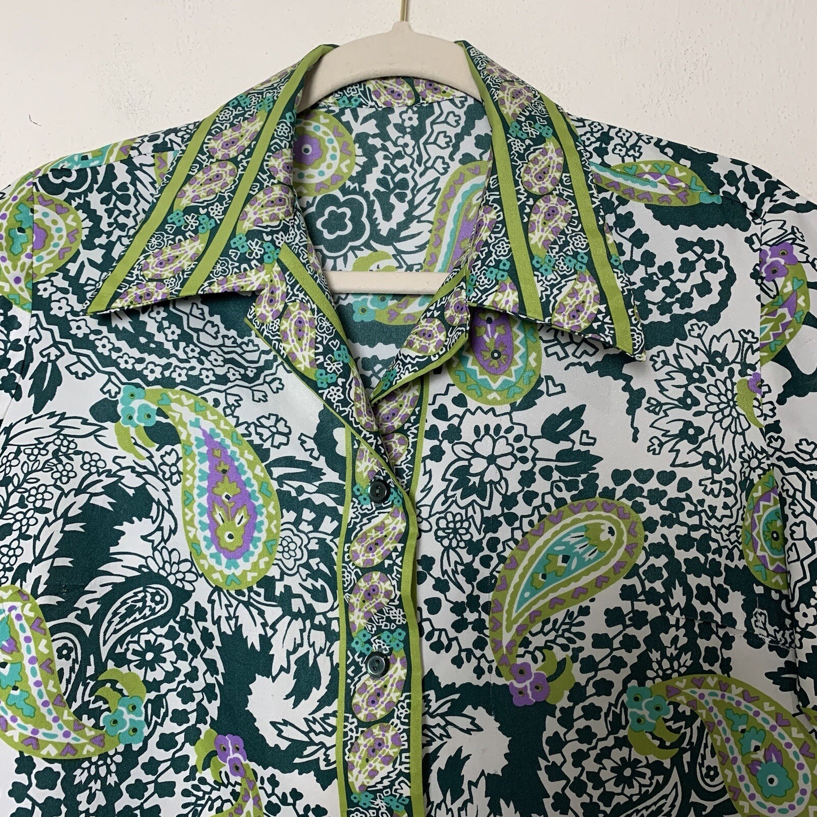 Vintage Polyester Top Blouse M / L Paisley Floral 70s Pointy Collar Disco