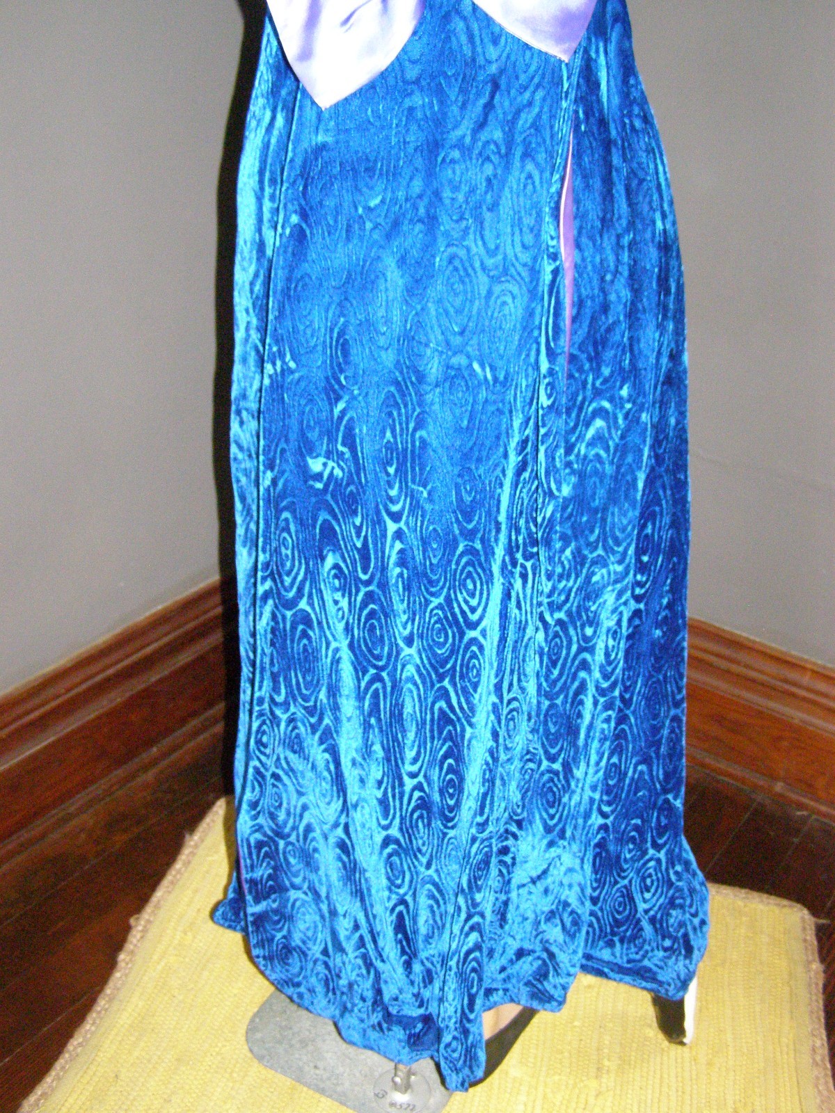 Vintage 60’s royal blue swirl VELVET maxi dress S M BOW back & hair comb regal