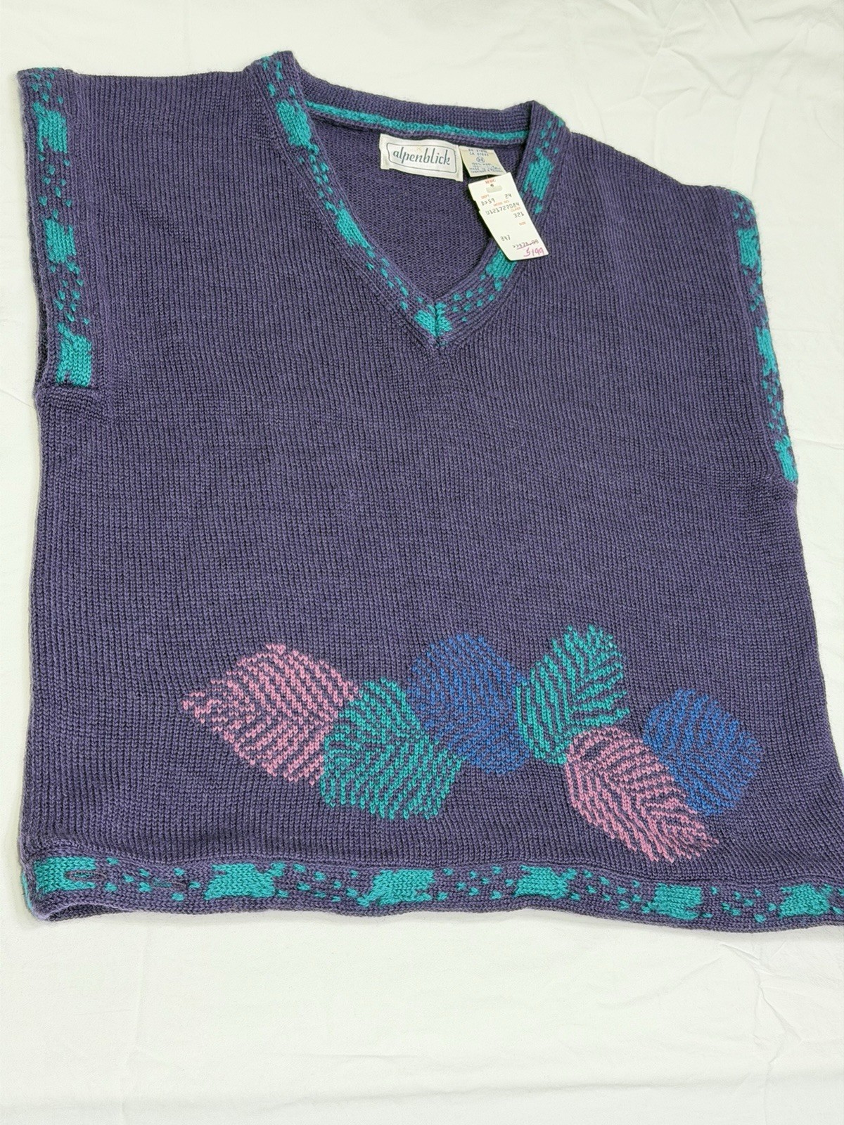 Vintage Alpenblick 100% wool Women’s Sweater Vest Purple NWT Size 38 US 6