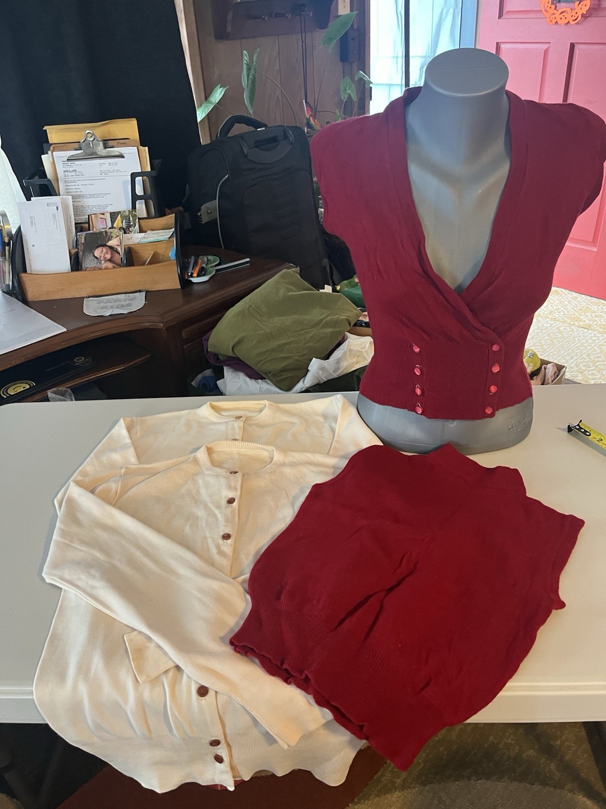 (4) 1950S Red Wool Petite Sweaters Merriwether 2 Sleeveless 2 Off White Sleeves