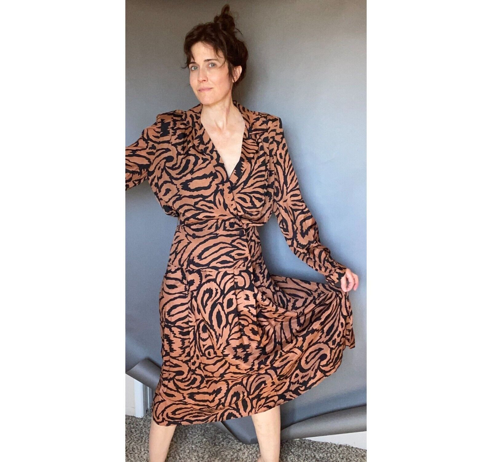 VTG Rayon Warren Z Dress Sz 6 8 M animal print cheetah 80’s puff sleeve low v