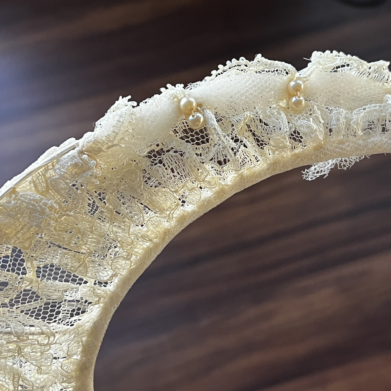 Vintage 1940s Ecru Lace + Pearl Bridal Halo Art Deco Headpiece Crescent Crown