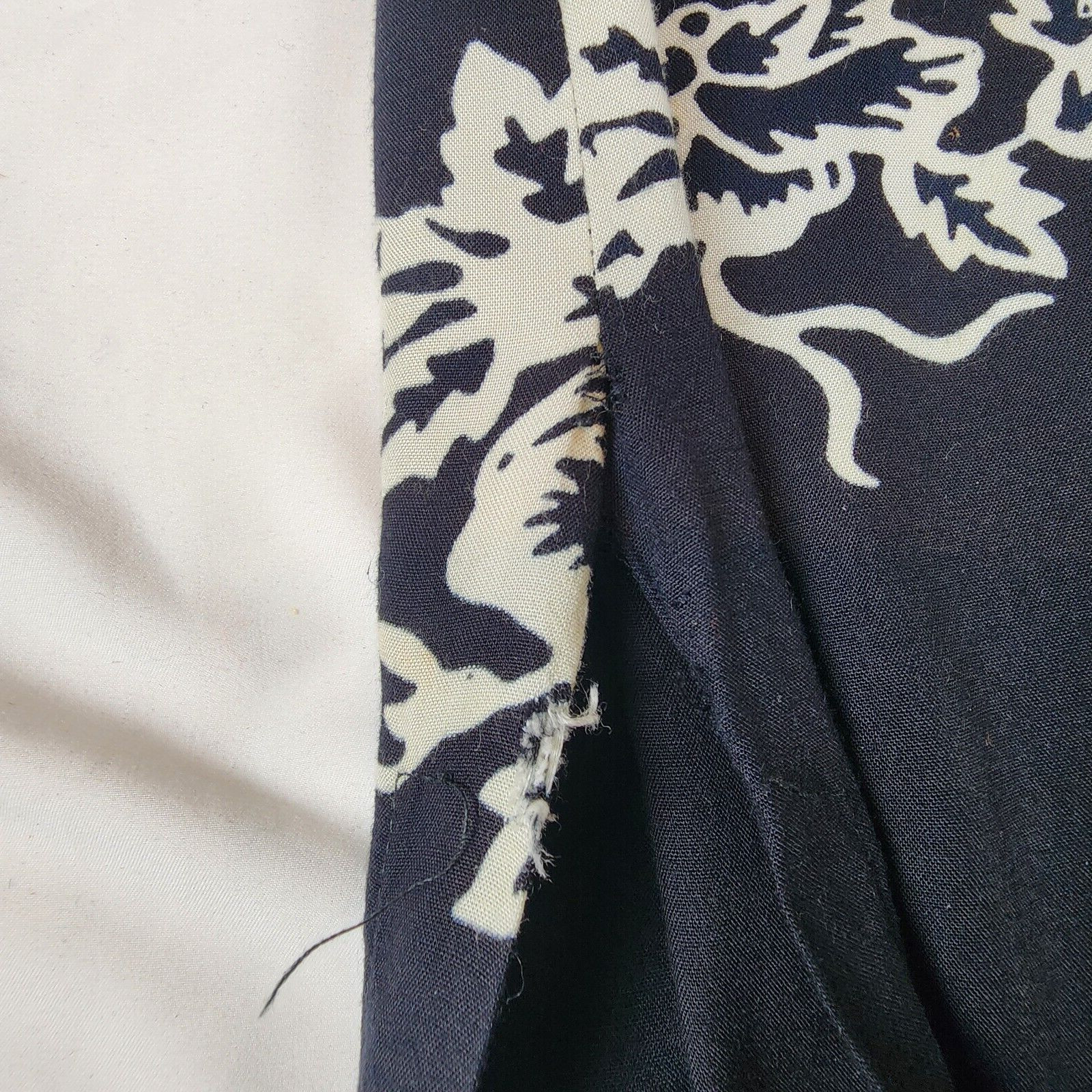 Vintage Hawaiian Hilo Hattie Dress S Black White Floral Long Sheath Side Slits