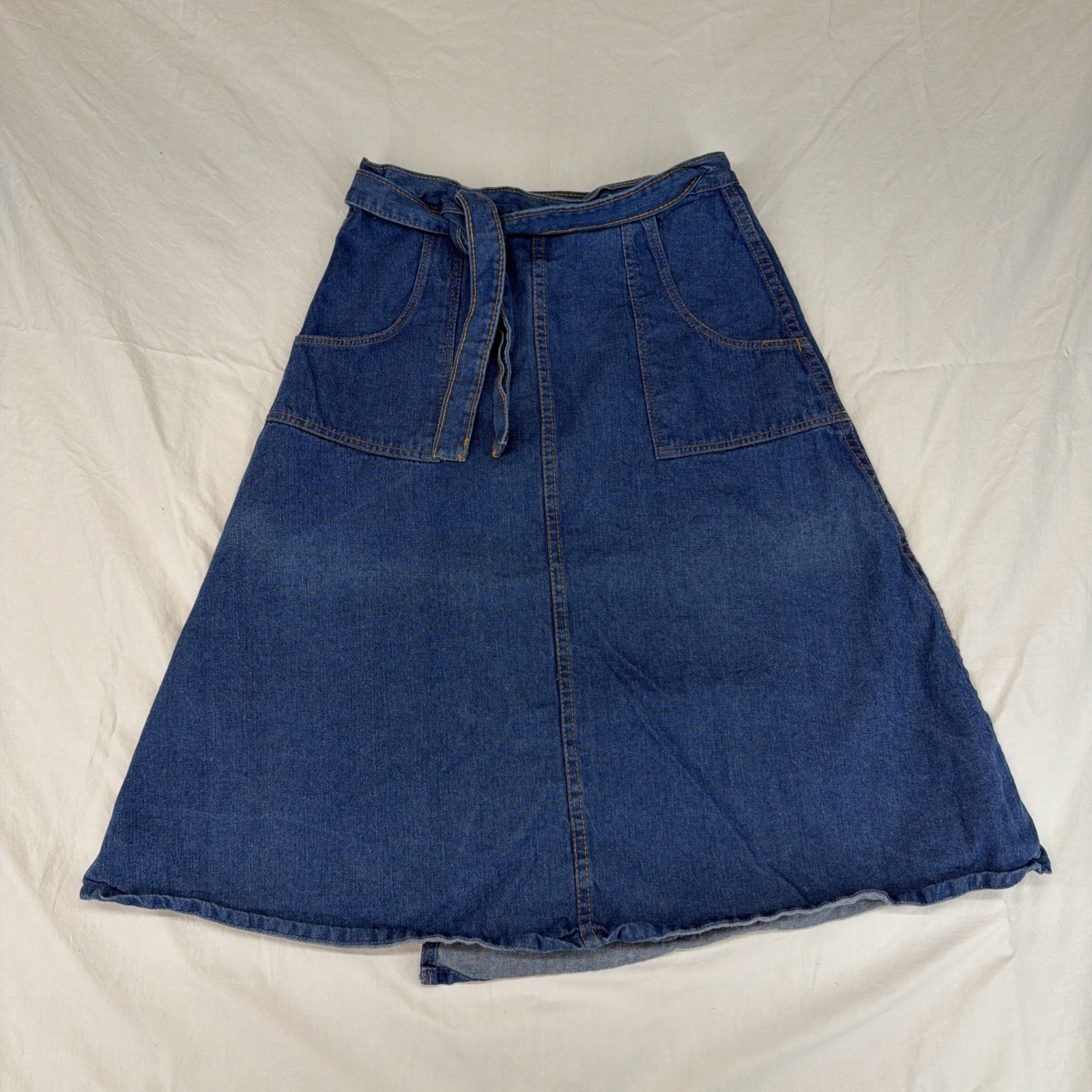Vintage 70s/80s Blue Denim Wrap Skirt W Pockets Midi Cottage Sz 13/14. Fits S