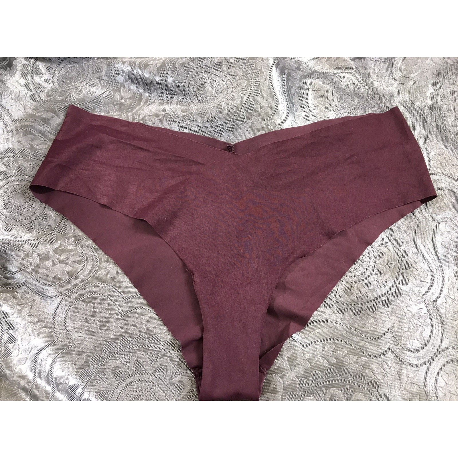 Aerie Women’s BURGUNDY V-Cut No Show Cheeky Style Underwear Size M NWOT