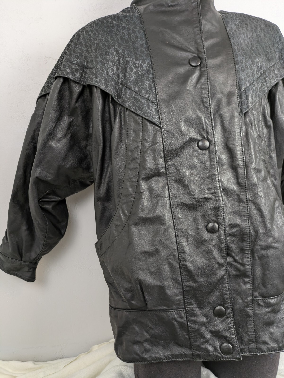 Womens Leather Leopard Print Black 80’s Jacket Size Med Bomber Biker Rocker