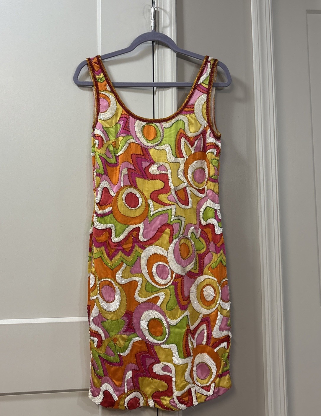 Black Tie By HE-RO Industries Silk Sequin Beaded vibrant cocktail Dress size 6