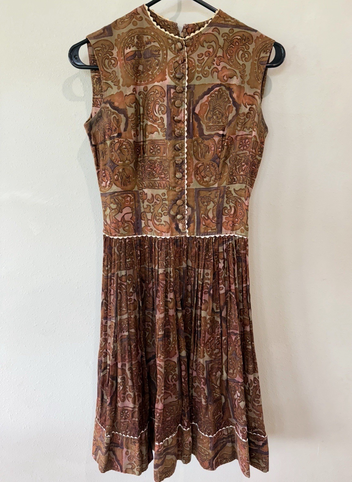 Ricky Vaughn Women’s Brown Pleated Vintage Dress Button Up Sleeveless Knee