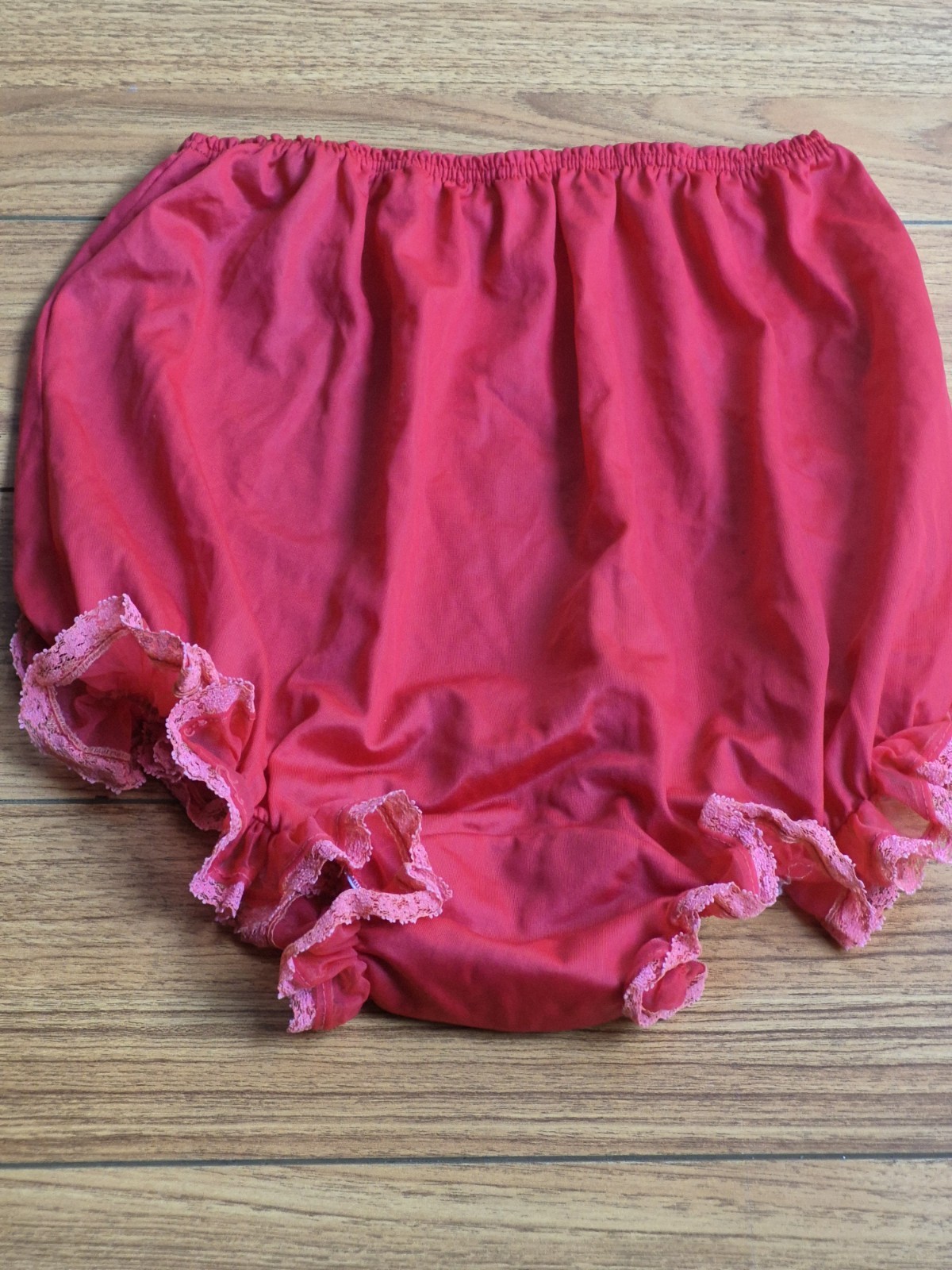 Vintage 70s Jer Marai Red Nylon High Waist Gusset Ruffle Lace Pin Up Panties