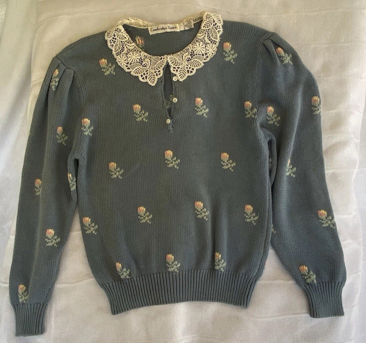 Cambridge Spirit Sweater, Women’s M Blue Floral Lace Grandma Cottage Core Fairy