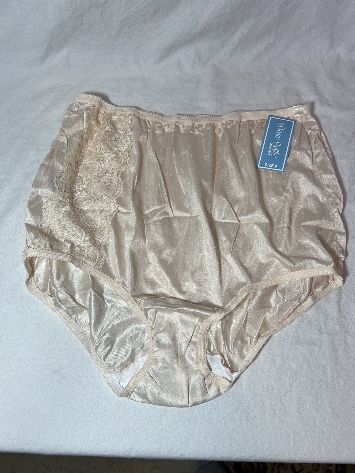 Vintage Silky Soft Dixie Belle Nude Size 9 Granny Panty With Lace Appliqué NWT