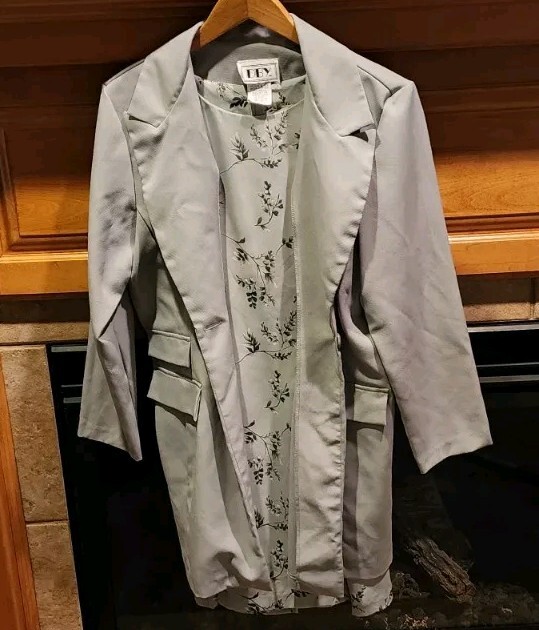 Vintage 90’s DBY Matching Dress & Jacket Set. Light Mint Green Size Medium Midi