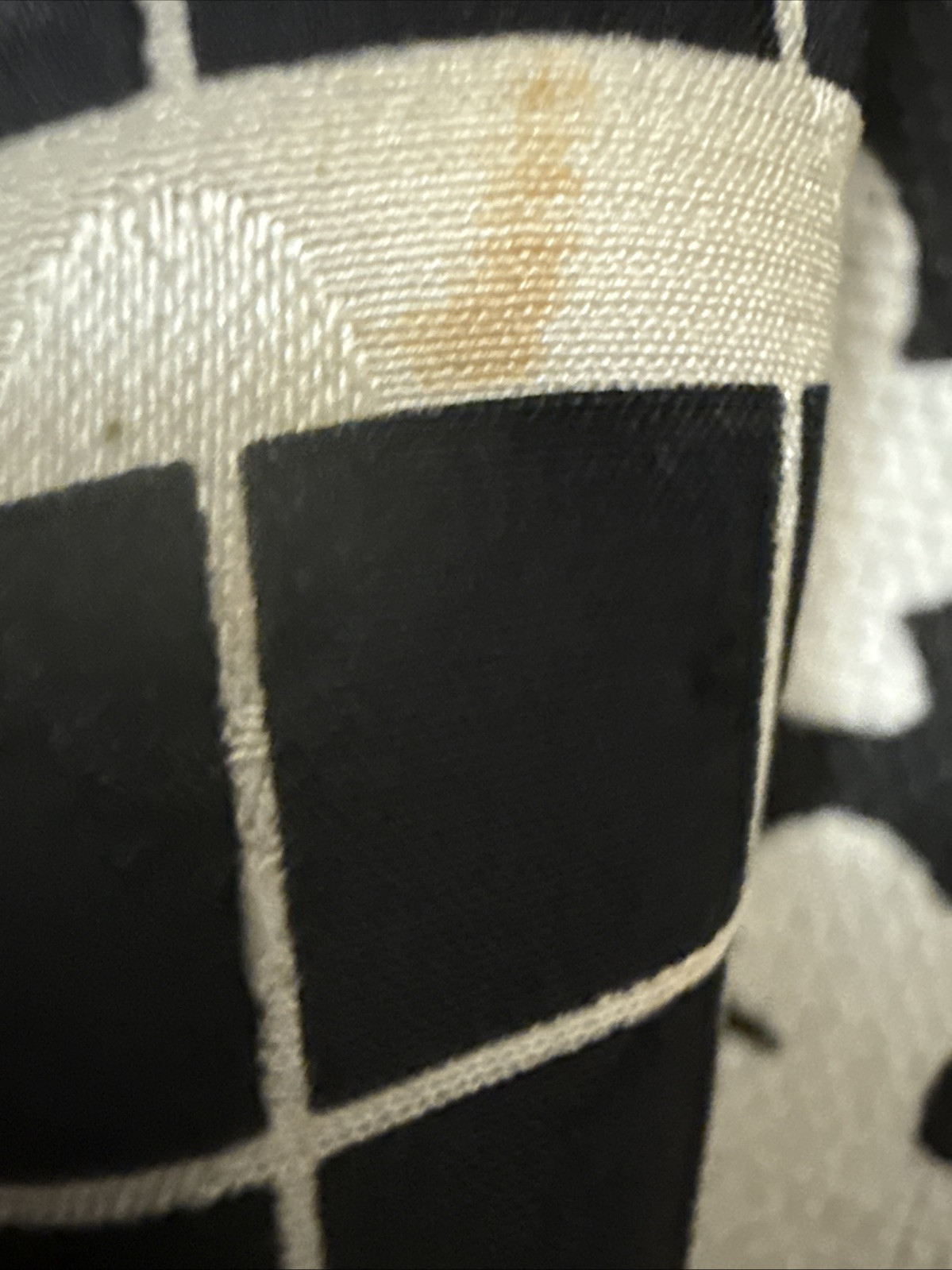 VTG 80″s Constance Saunders for Richard Warren 100 % Silk Black & cream top 10