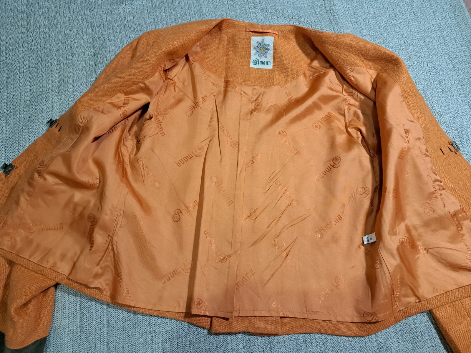 Amann Germany Bavarian Women’s Linen Jacket, Edelweiss, Suede Inserts, Trachten