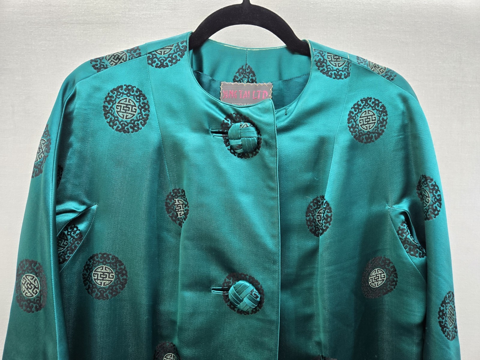 Vintage Ying Tai Ltd Peninsula Hotel Hong Kong Hilton Silk Robe Dressing Gown M