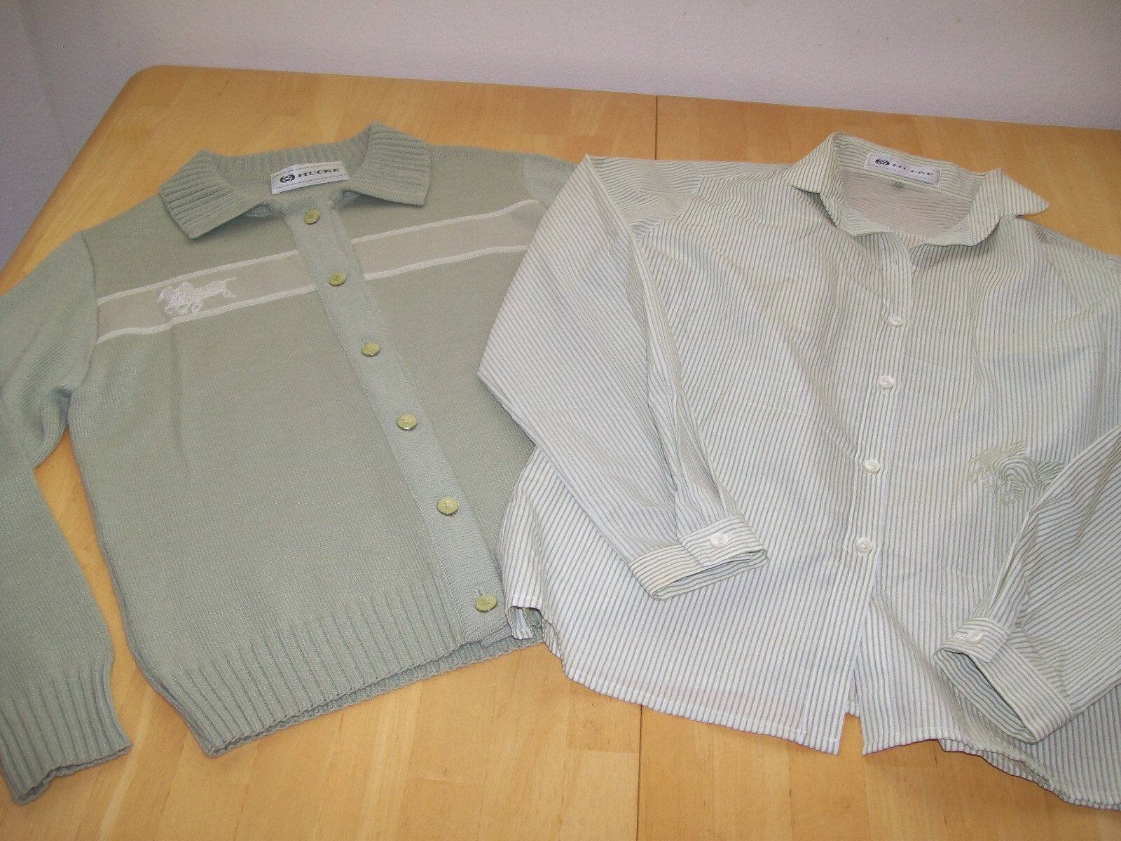 True Vintage 1970’s HUCKE 3 Piece Skirt Top & Sweater Set Women’s Small or 6