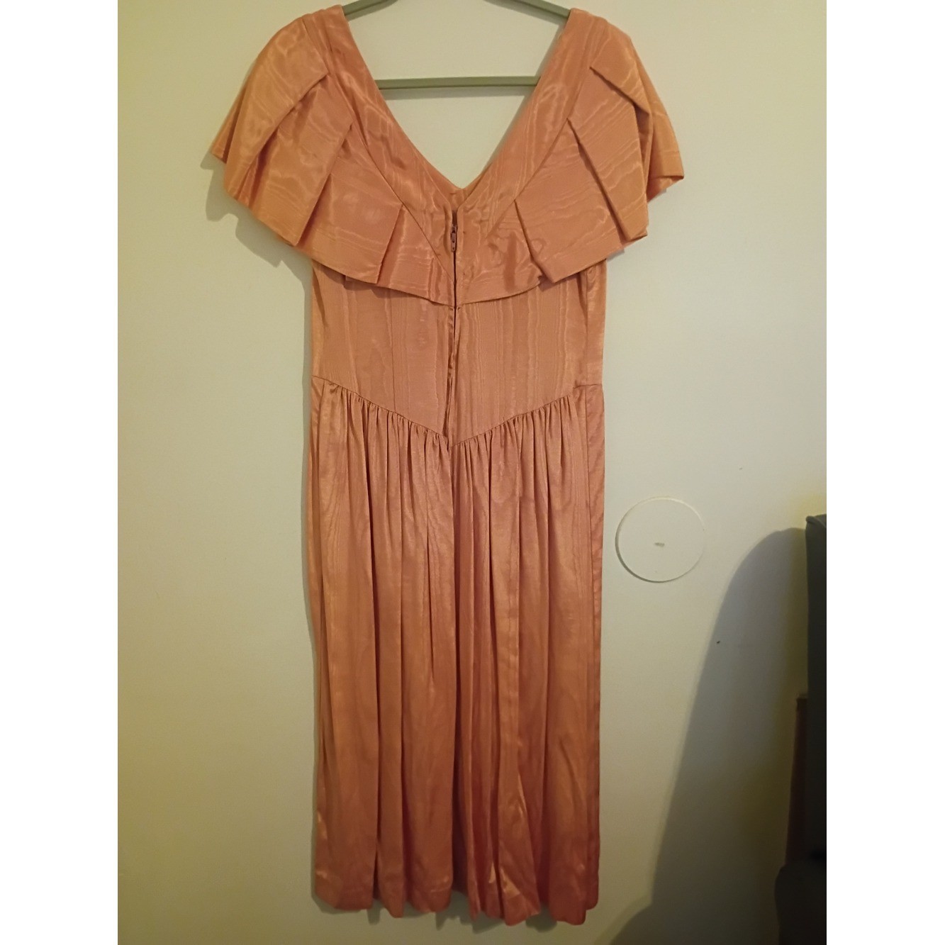 VTG Kathryn Conover Peach 1980’s V-Neck Midi Dress Sz 10