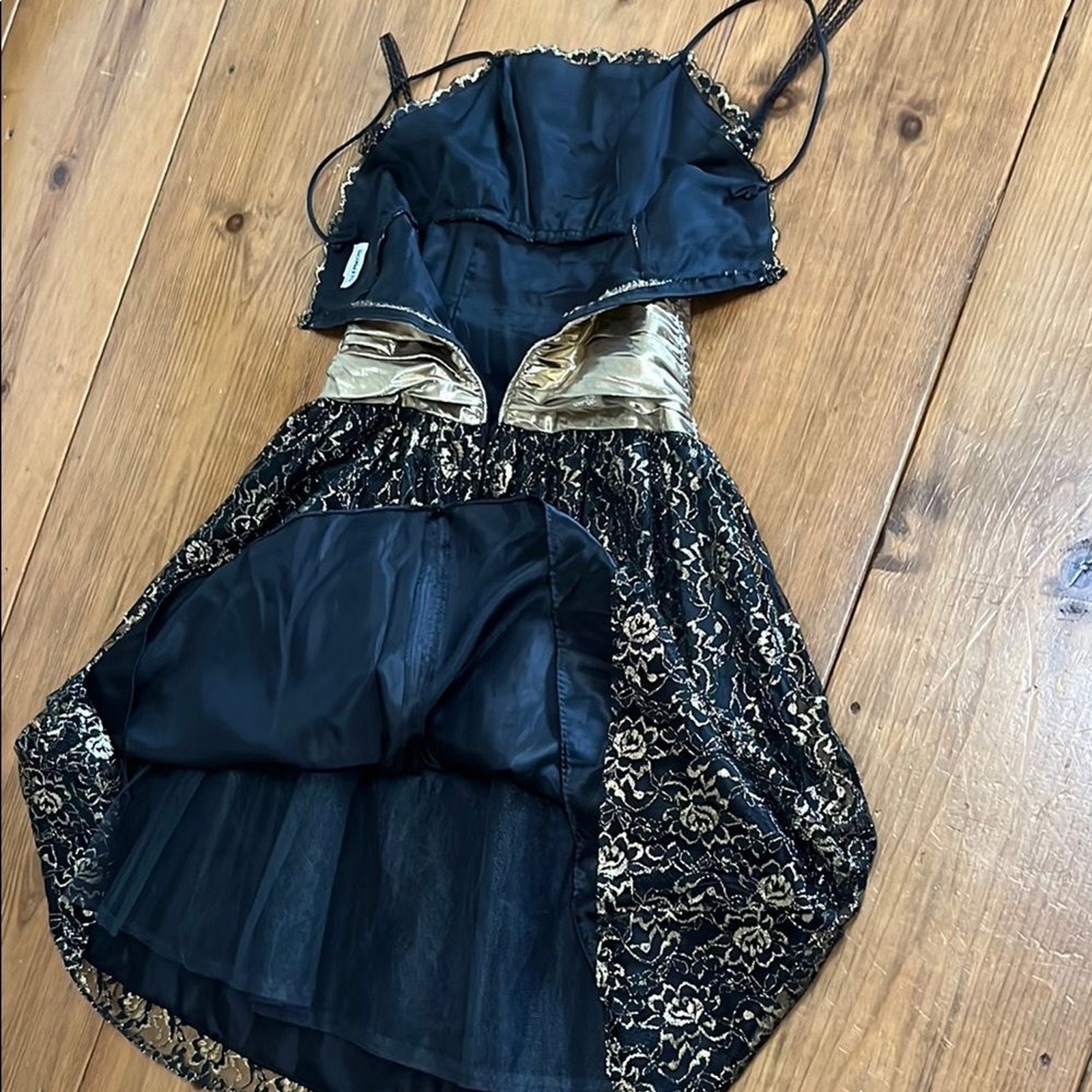 VTG 80s Black and Gold Lace Spaghetti Strap Cocktail Prom Dress with Tulle