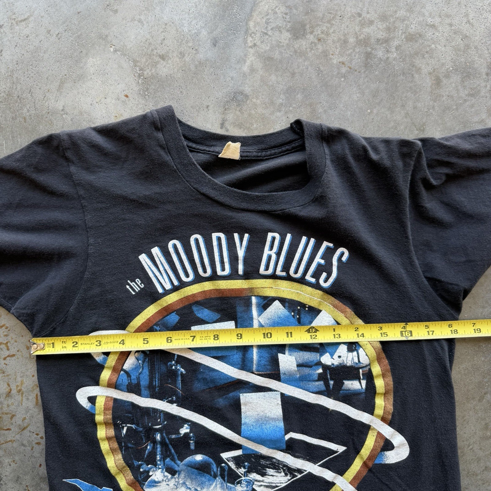 VTG 80s The Moody Blues Black Concert Single Stitch Baby Tee Tagged L (Fits S)