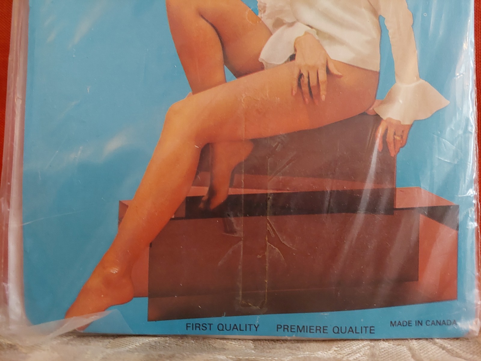 Vintage Pantyhose Rare Moulin Rouge Color White Queen BSECP2