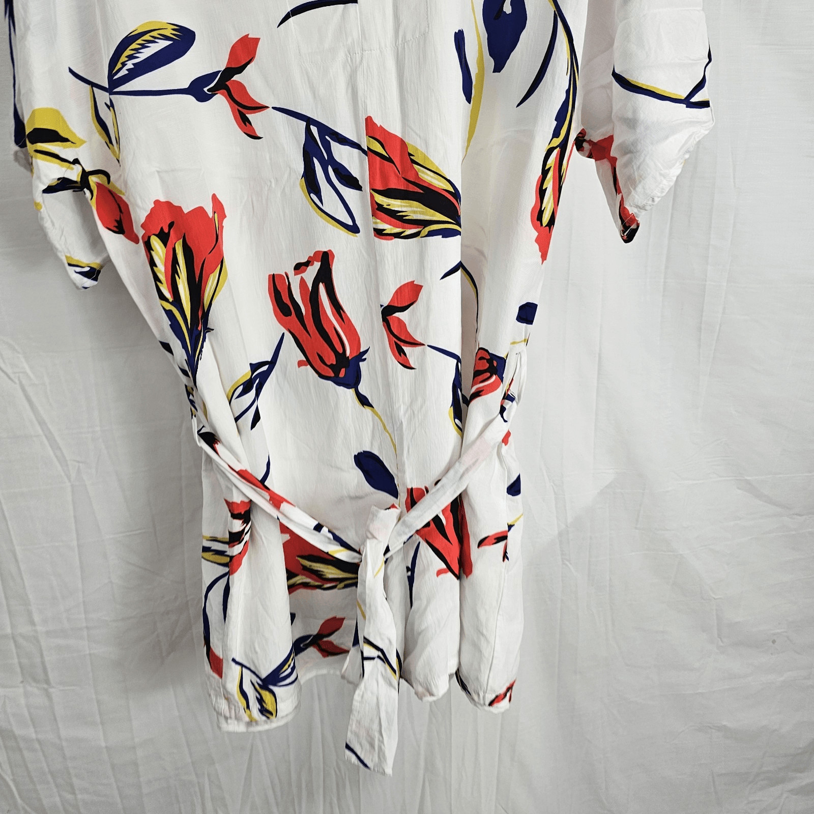 Corey Lynn Calter Anthropologie Reva White Floral Romper Women’s Size Small