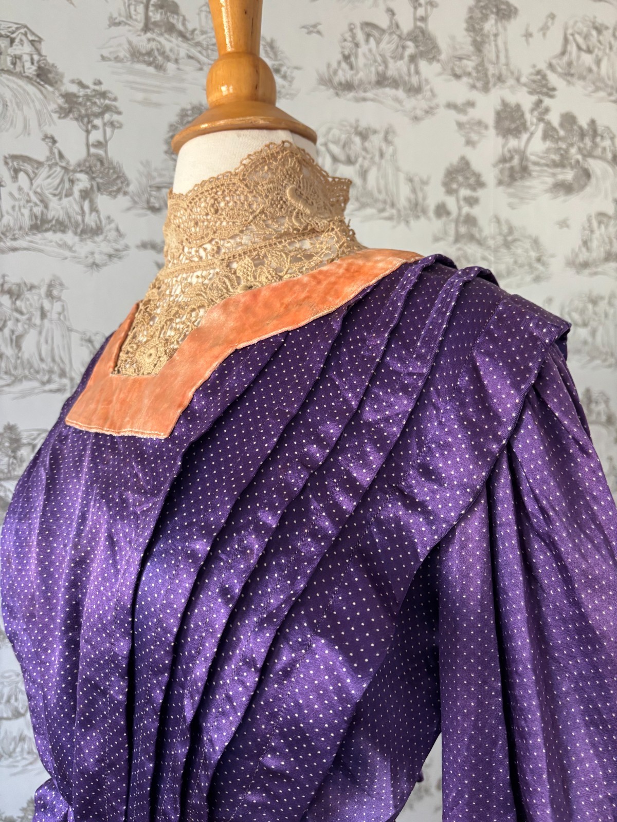 Rare Antique 1900s Edwardian Purple Silk Blouse Lace High Neck and Peach Velvet