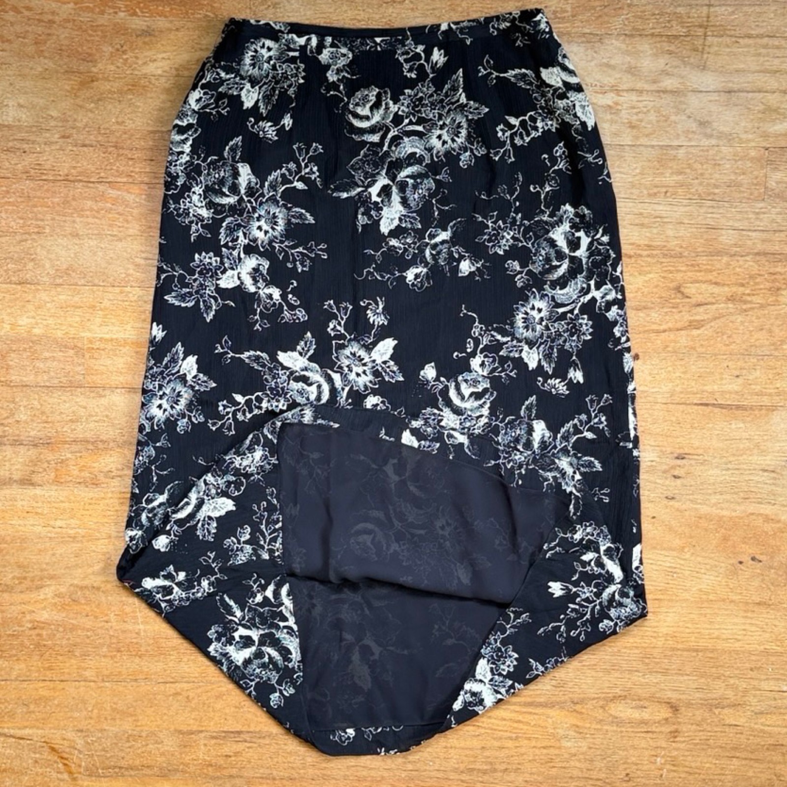 Vintage Black Floral Silk Maxi Skirt Size Small 6 28″ Waist Baroque Roses