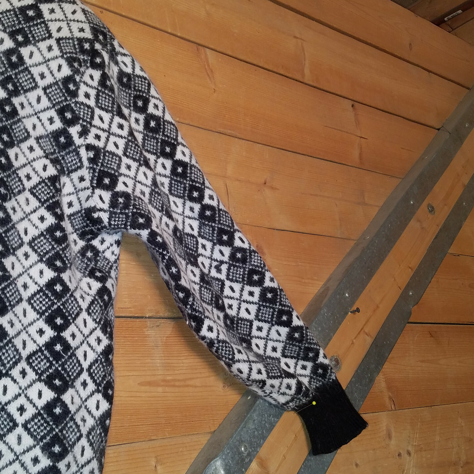 Large Black and White Sweater with Diamond Pattern by Golden Gate – Swanky Barn