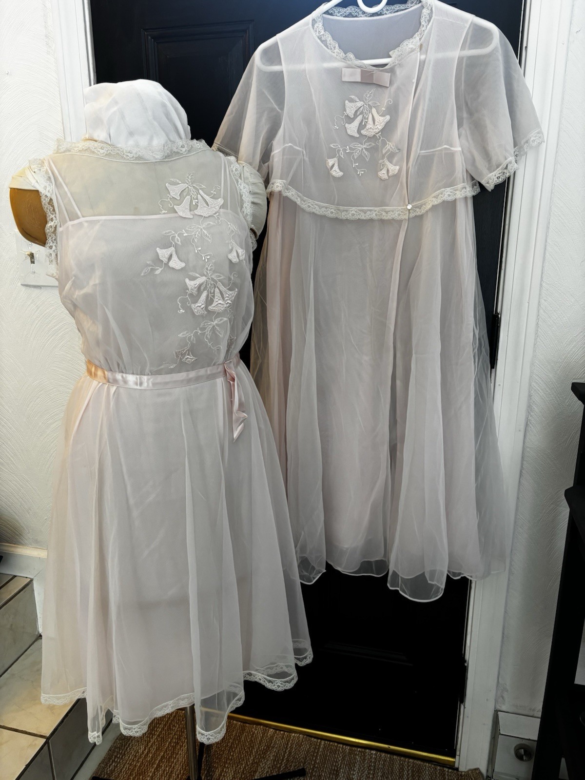 LAROS VTG WEDDING BELL PINK NIGHTGOWN, ROBE PEIGNOIR NEGLIGENCE Size S