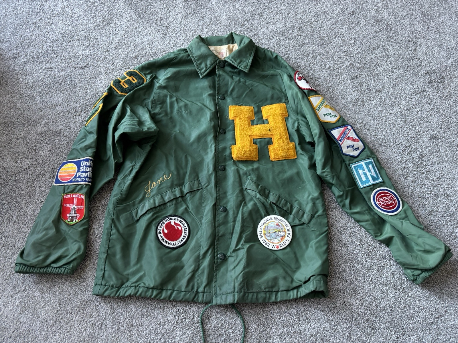 Vintage 80s Howell High School Michigan Varsity Jacket XS Green Snap Button