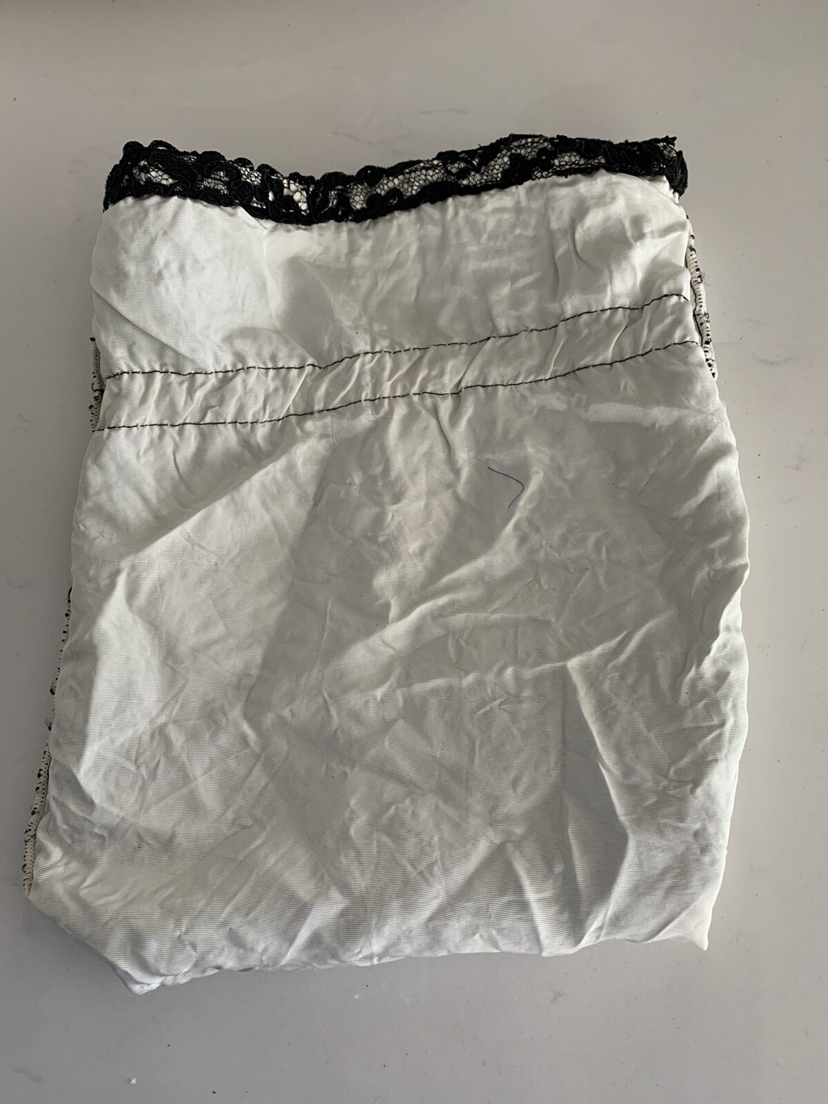 VINTAGE LINGERIE CASE BLACK LACE OVER CREAM SATIN CORD TIE W/ SEQUIN TRIM 1980s