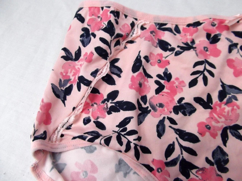 vtg panties lingerie Delta Burke brief 9 2X Plus pink flower floral silky poly