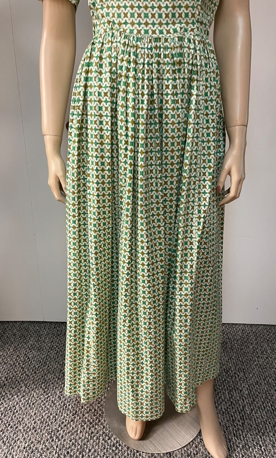 Vintage 1950s Harlequin Print Full Sweep Cotton Dress Back Metal ZipperBust 44