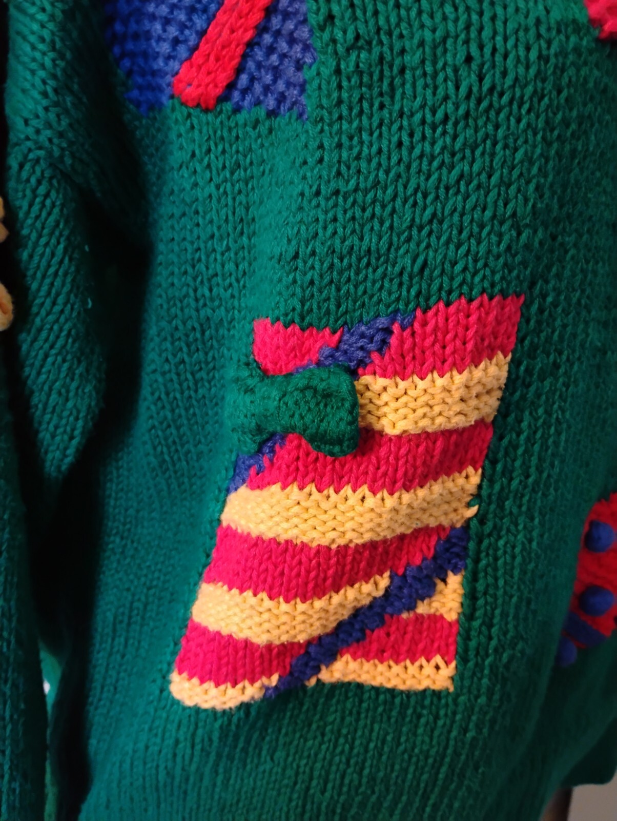 Vintage Robert Scott LTD Green Gift Presents Sweater Size Large