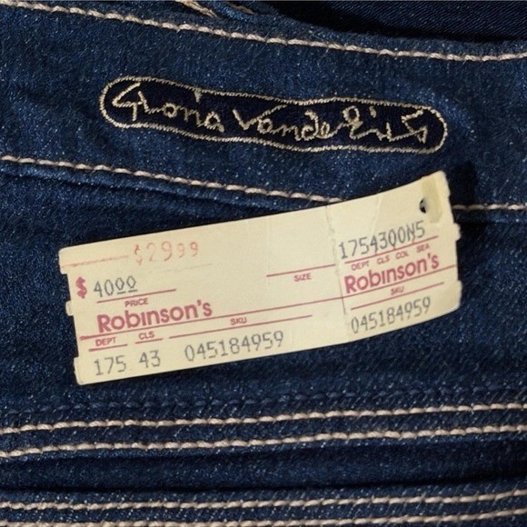 Gloria Vanderbilt Vintage High Rise Straight Leg Indigo Jeans White Stitching 6