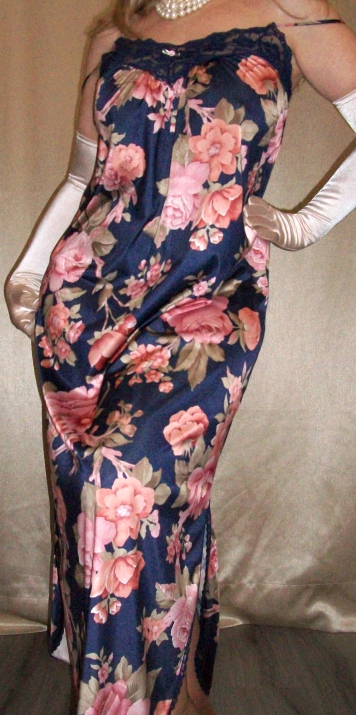 Vtg Lorraine Peach Floral Long Nylon Nightgown S