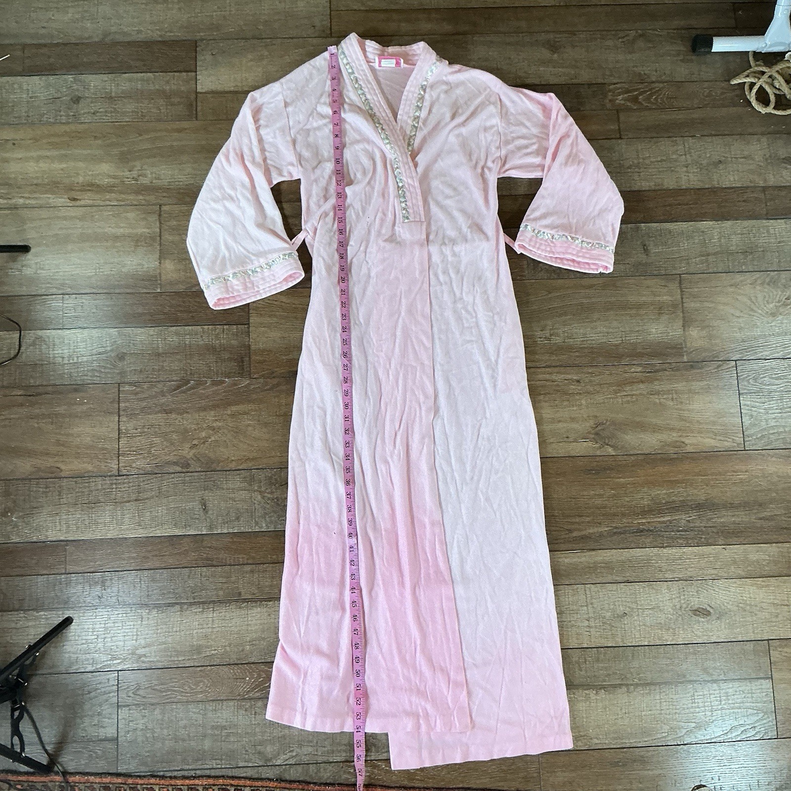 VINTAGE Lindsay Jordan Pink Velour Caftan Robe Sz S USA Made Sequin Trim #351216