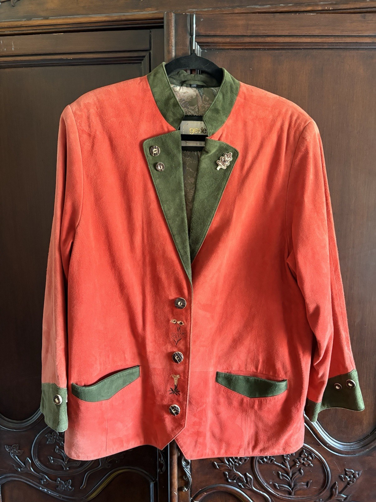 Vintage Gede Austrian Trachten Suede Leather Jacket Women’s 38 US 6/8 Red Green