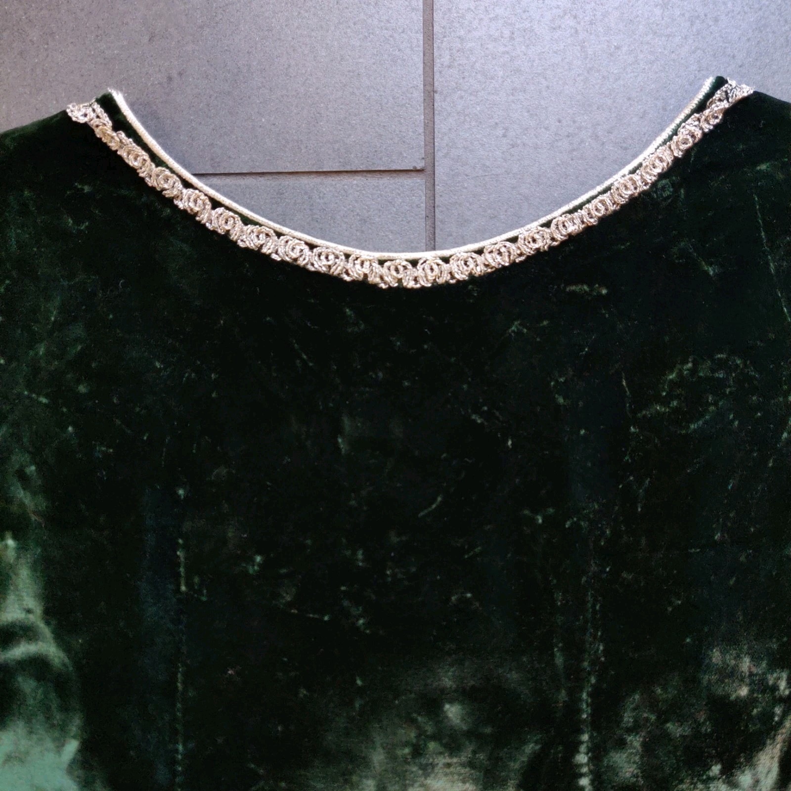 True Vintage 50s Velvet Floral Bavarian Dirndl Dress 10 Murlen Zip Whimsigoth 👗