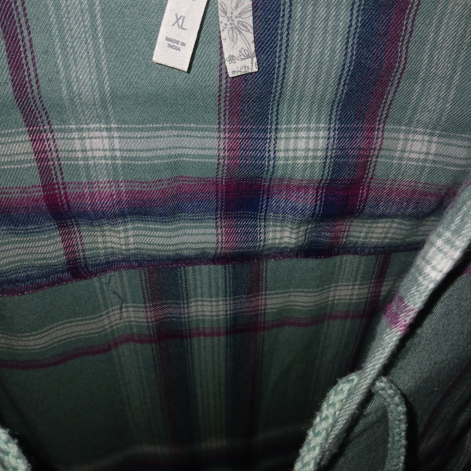 Mudd VTG Flannel Sz. XL Womens Tie Up V Neck Green Plum Plaid Soft Hippie Shirt