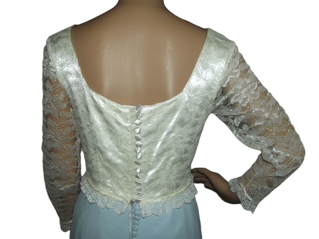 Vtg Blue & Ivory XS Lace Long Wedding Dress back buttons square neck hand made